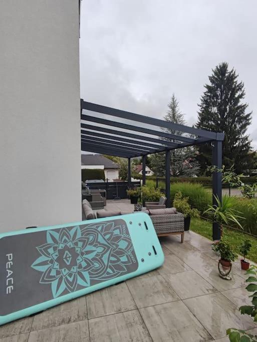 Schoene Wohnung Mit Terrasse Und Parkplatz Velden am Wörthersee Zewnętrze zdjęcie