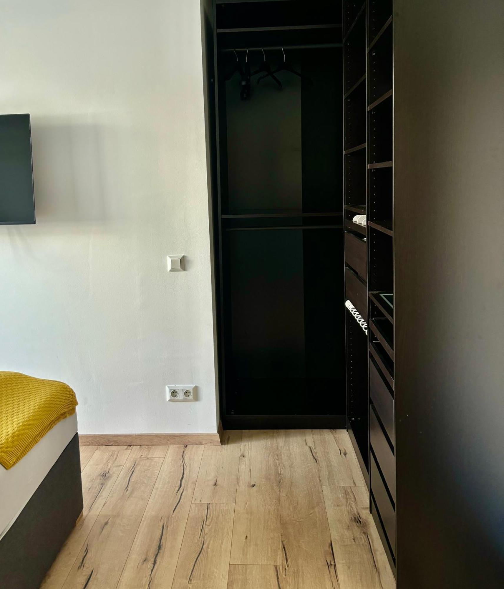 Schoene Wohnung Mit Terrasse Und Parkplatz Velden am Wörthersee Zewnętrze zdjęcie